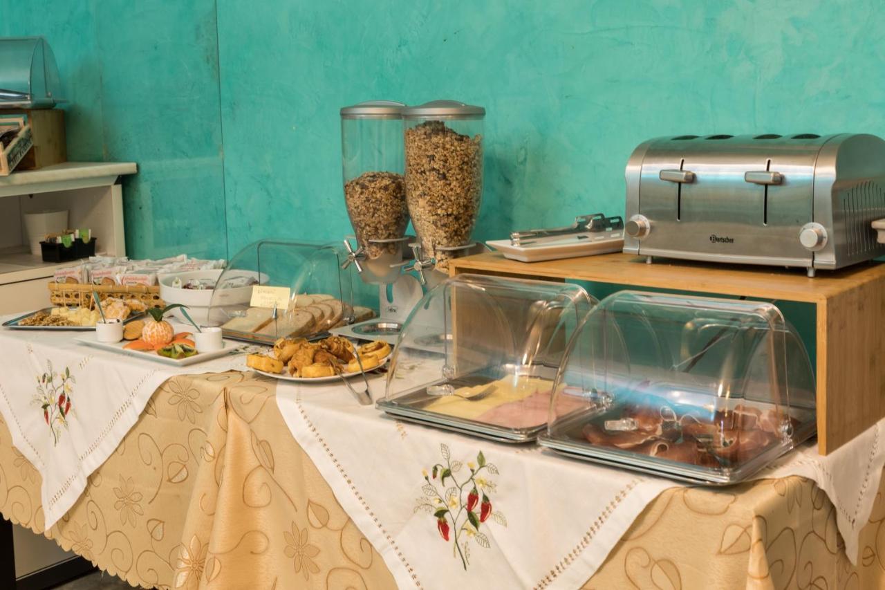Locanda Dei Fiori ピストイア エクステリア 写真