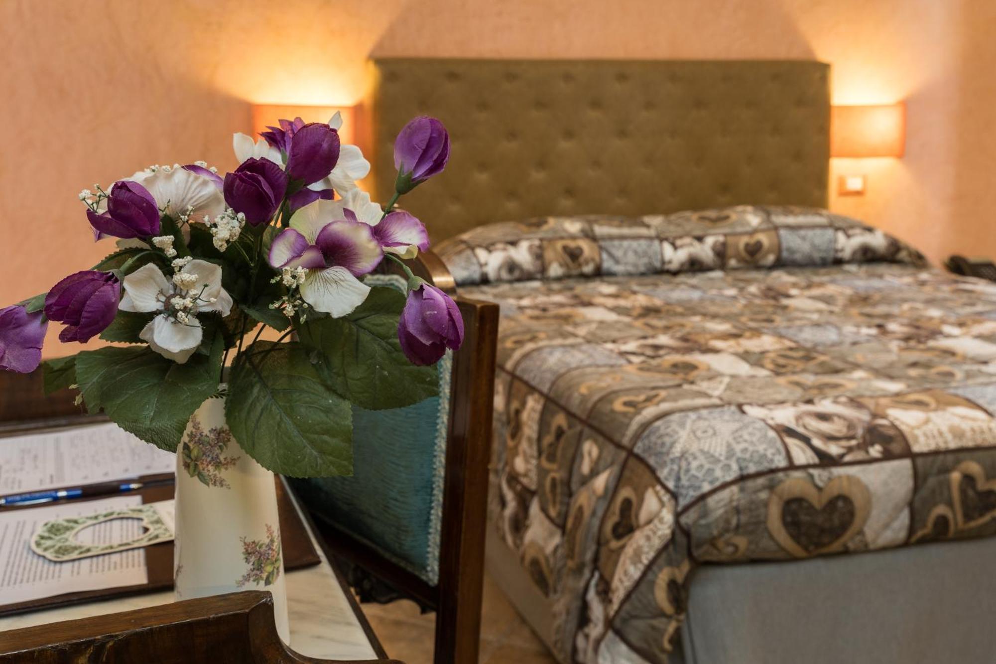 Locanda Dei Fiori ピストイア エクステリア 写真