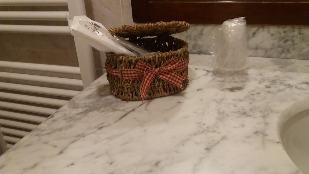 Locanda Dei Fiori ピストイア エクステリア 写真